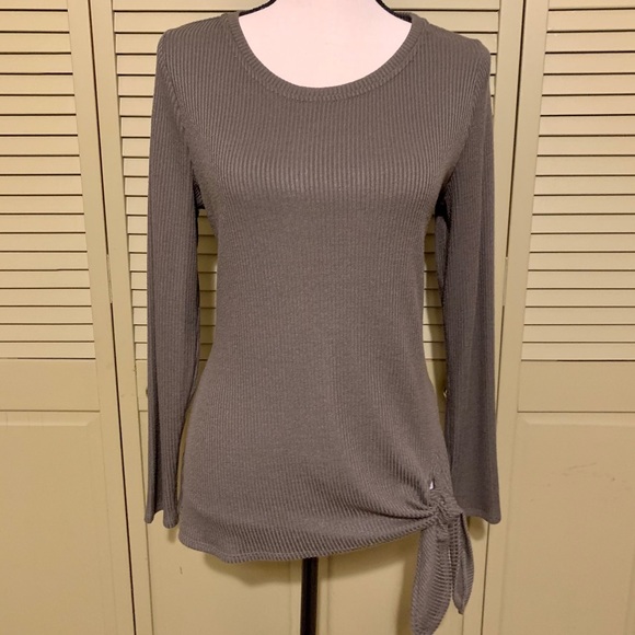 Soft side knot top - “Grape Leaf” - Picture 1 of 15